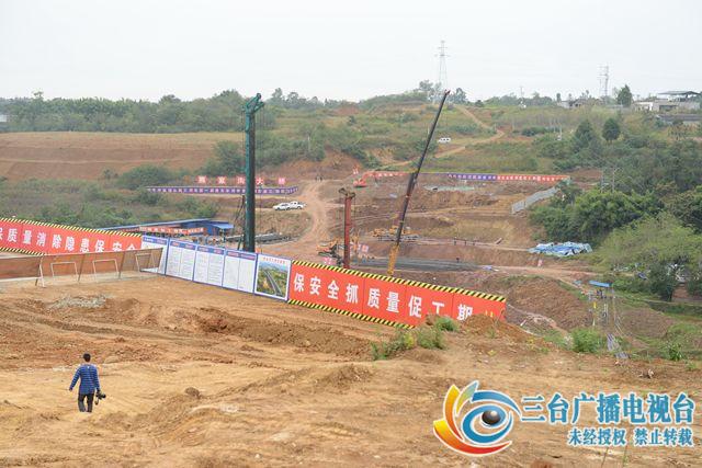 【图】我县大力实施“工业强县”
